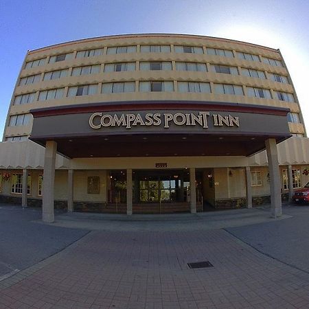 Compass Point Inn - サレー エクステリア 写真