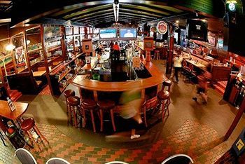 Compass Point Inn - サレー エクステリア 写真